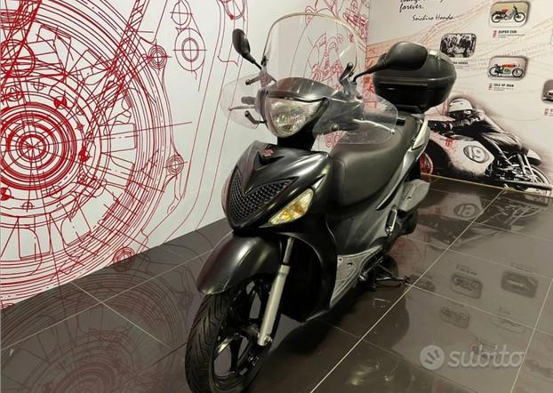 Suzuki sixteen 150 2009