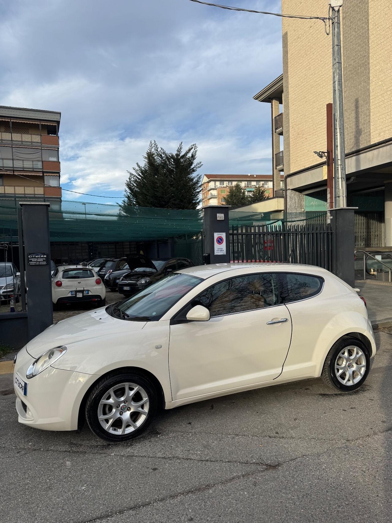 Alfa Romeo MiTo 1.4 78 CV Distinctive pelle Frau