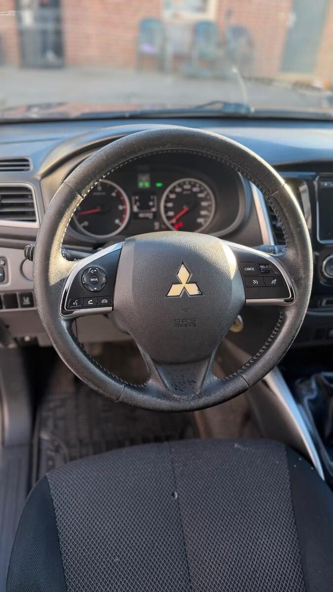 Mitsubishi L200 Plus, cabina doppia 4WD