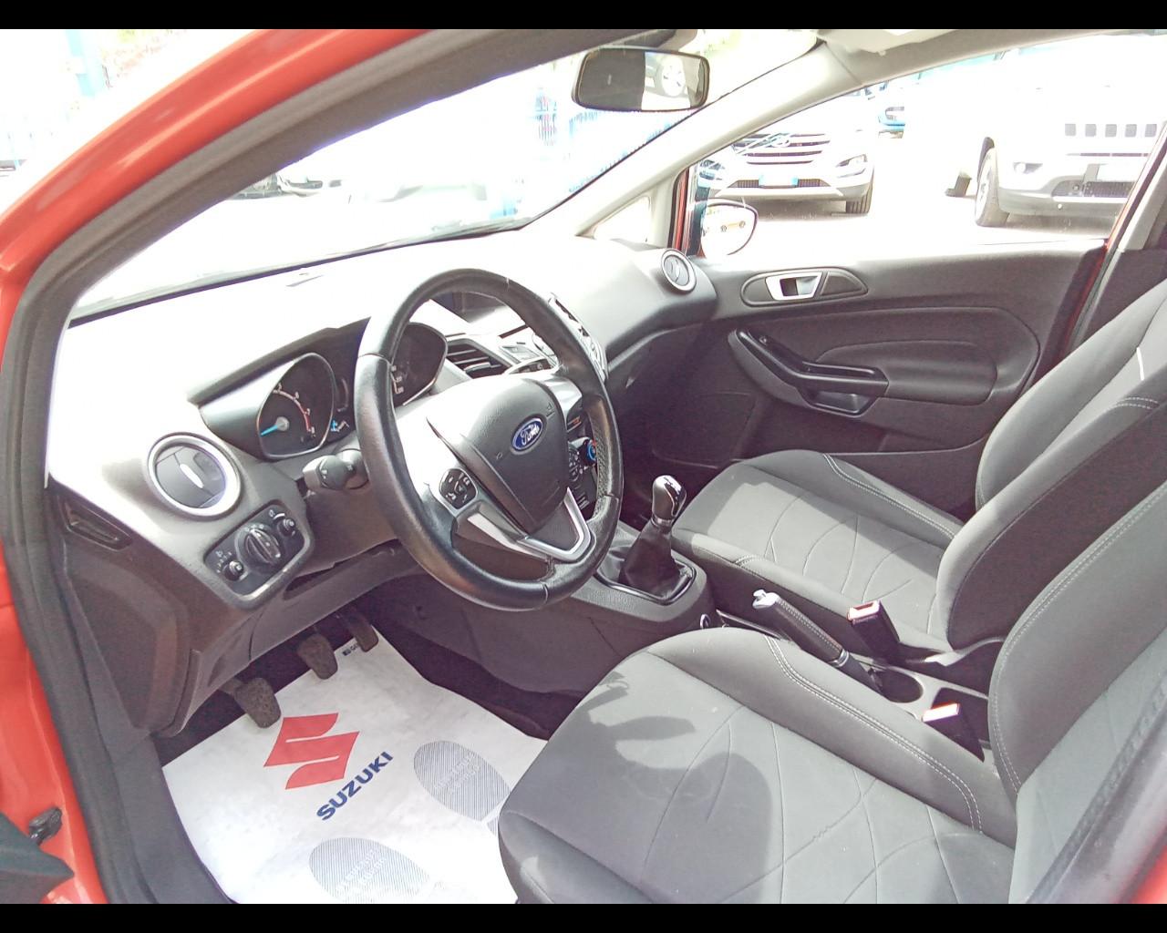 FORD Fiesta 6ª serie - Fiesta 1.4 5p. Bz.- GPL Titanium
