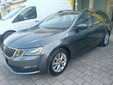 SKODA Octavia 1.4 TSI Wagon Executive G-Tec
