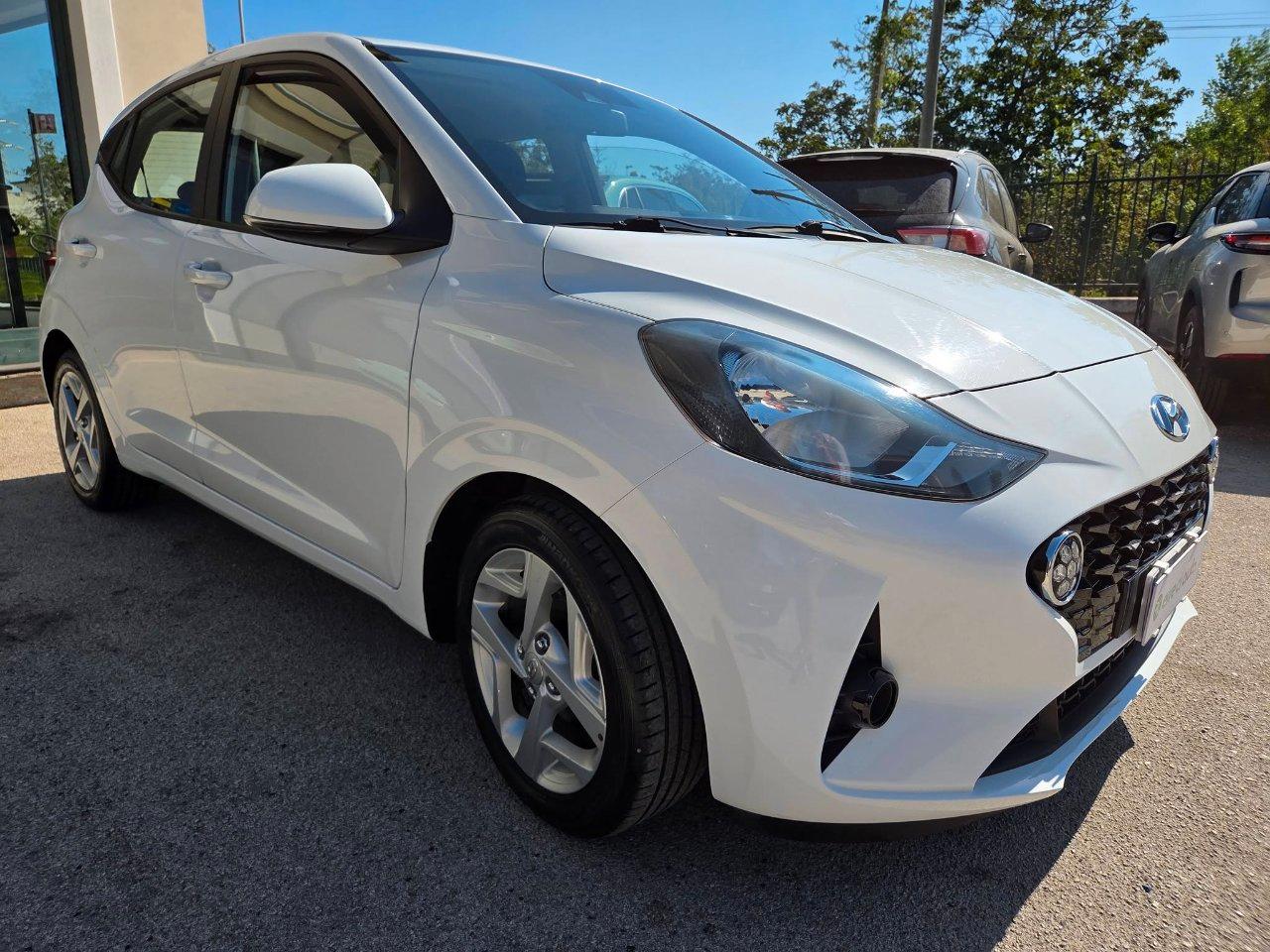 Hyundai i10 1.0 mpi Tech