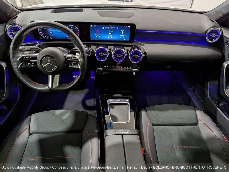 Mercedes-Benz Classe A 180 D PREMIUM AMG LINE AUTOMATIC ''NEOPATENTATI''