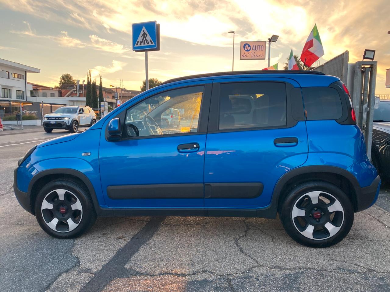 FIAT Panda 1.0 hybrid CROSS 5posti RadioAPP