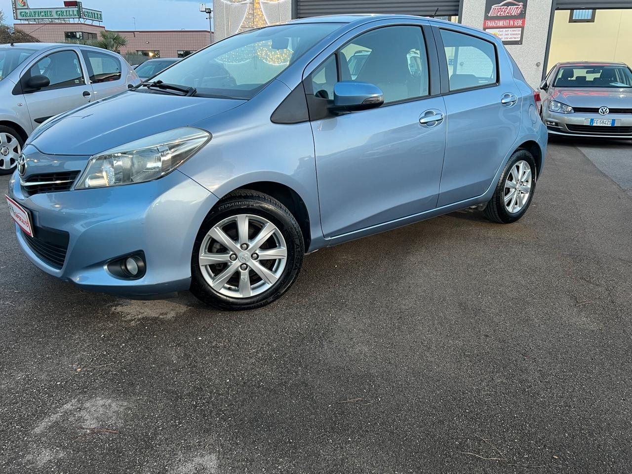 Toyota Yaris 1.0 5 porte Active Tagliandata