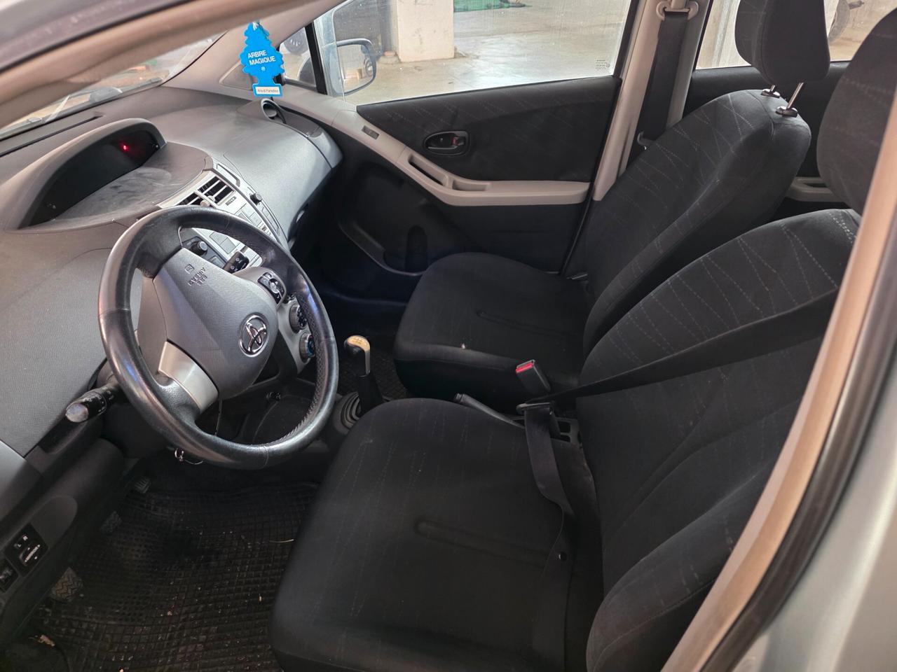 Toyota Yaris 1.3 5 porte Sol