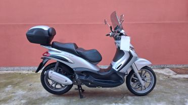 Piaggio Beverly 250