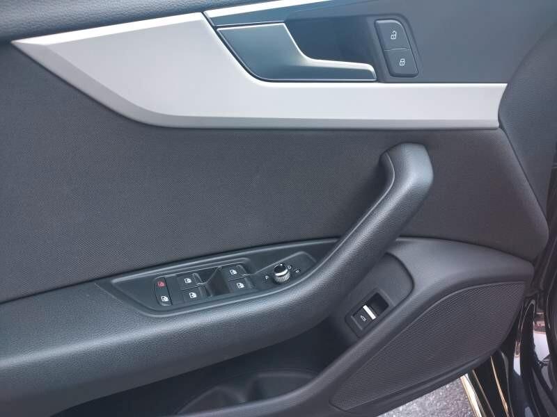 Audi A4 Avant 40 g-tron S tronic ACC- MATRIX !!!