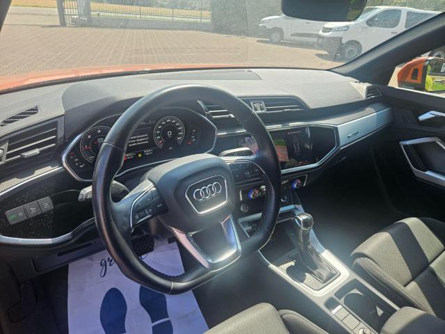 AUDI Q3 2.0 TDI 150 CV S tronic S line Edition