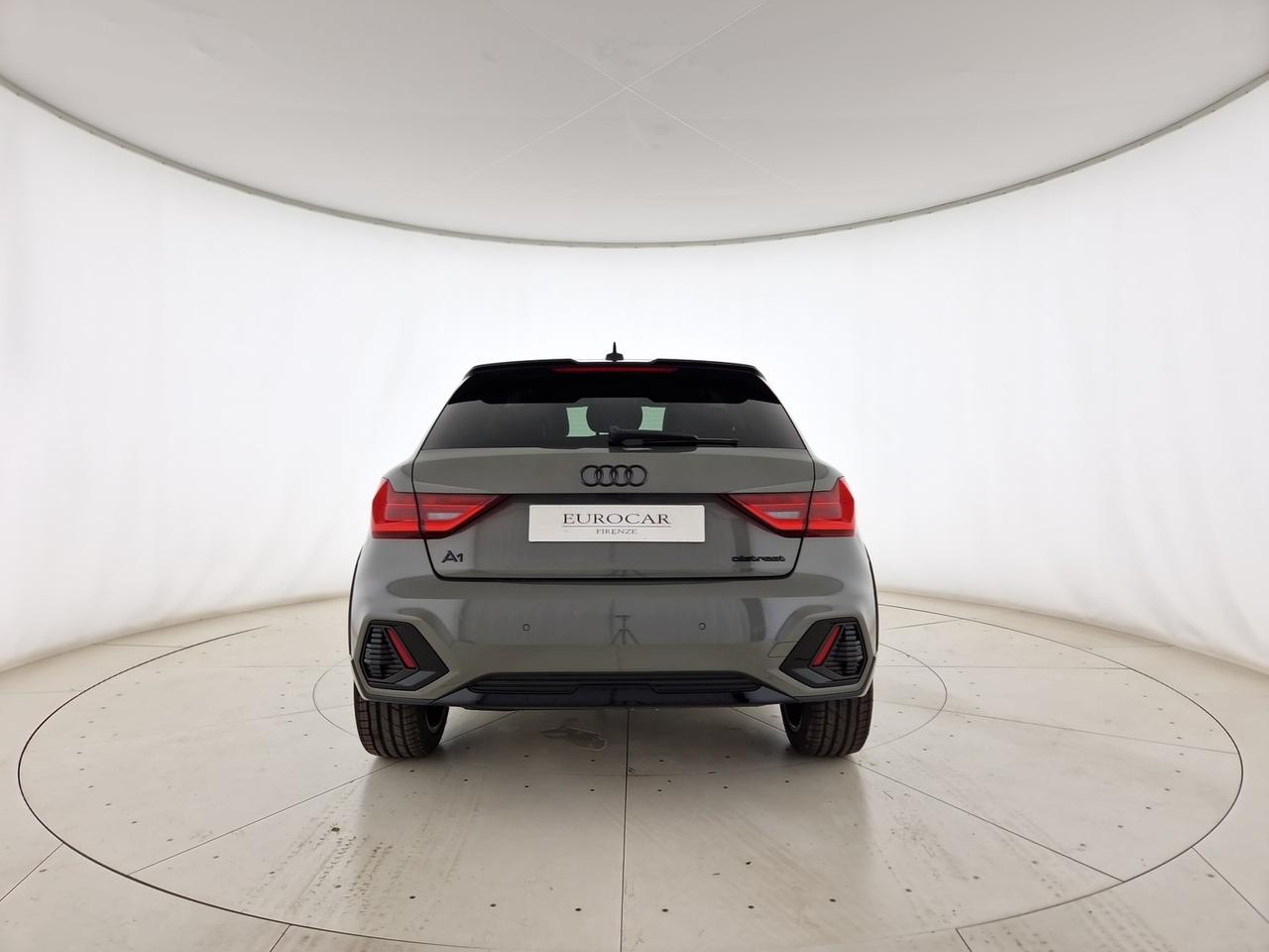 Audi A1 allstreet 30 1.0 tfsi identity contrast 116cv s tronic