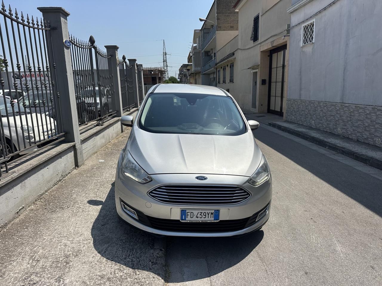 Ford C-Max7 1.5 TDCi 120CV Titanium 7 Posti