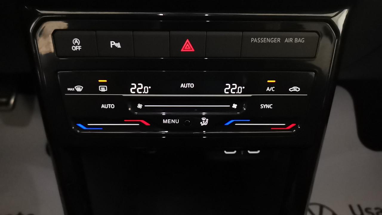 VOLKSWAGEN Nuova T-Cross R-Line 1.0 TSI 85 kW (115 CV) Manuale