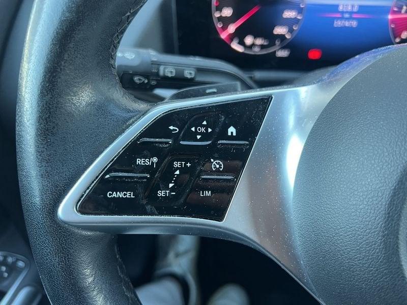 Mercedes-Benz GLA GLA 180 d Progressive Advanced auto