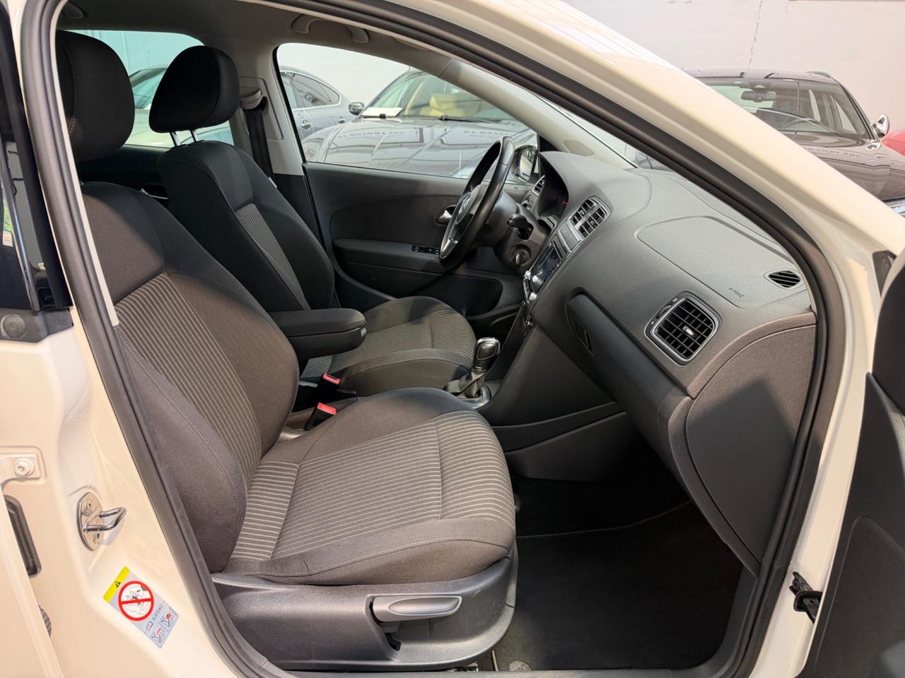 Volkswagen Polo 1.6 TDI 90CV DSG CARPLAY-HIGHLINE