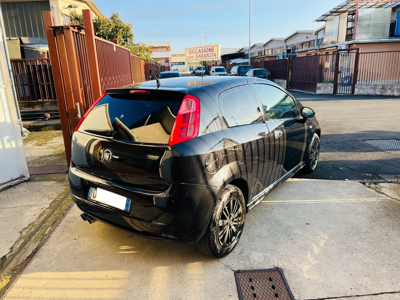 Fiat Grande Punto CON GARANZIA 12 MESI COMPRESA NEL PREZZO