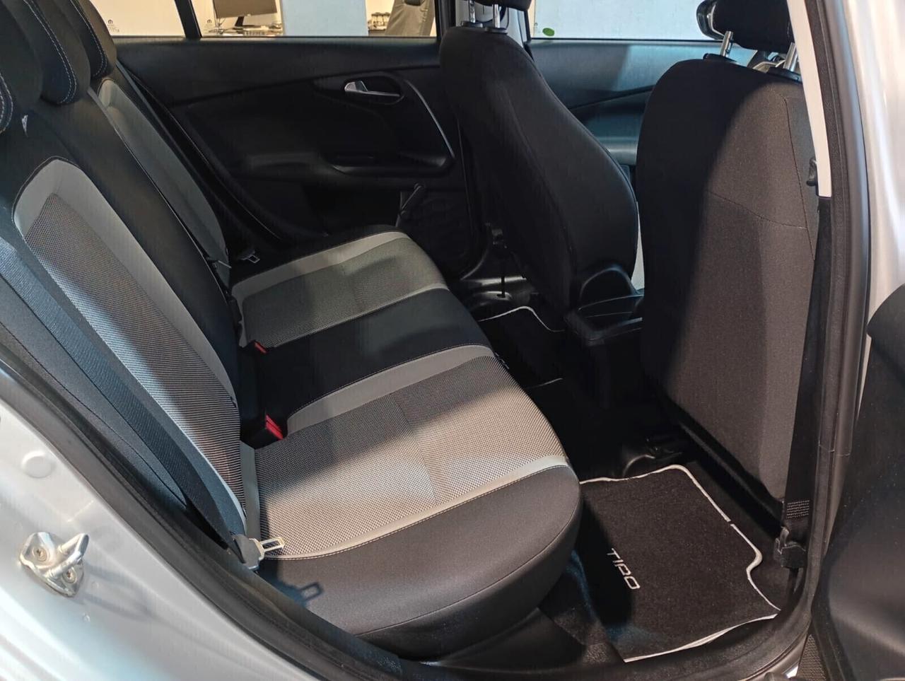 Fiat Tipo 1.3 Mjt S&S 5 porte Easy