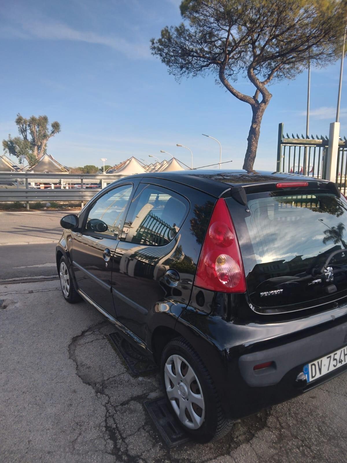 Peugeot 107 1.0 benzina 2009