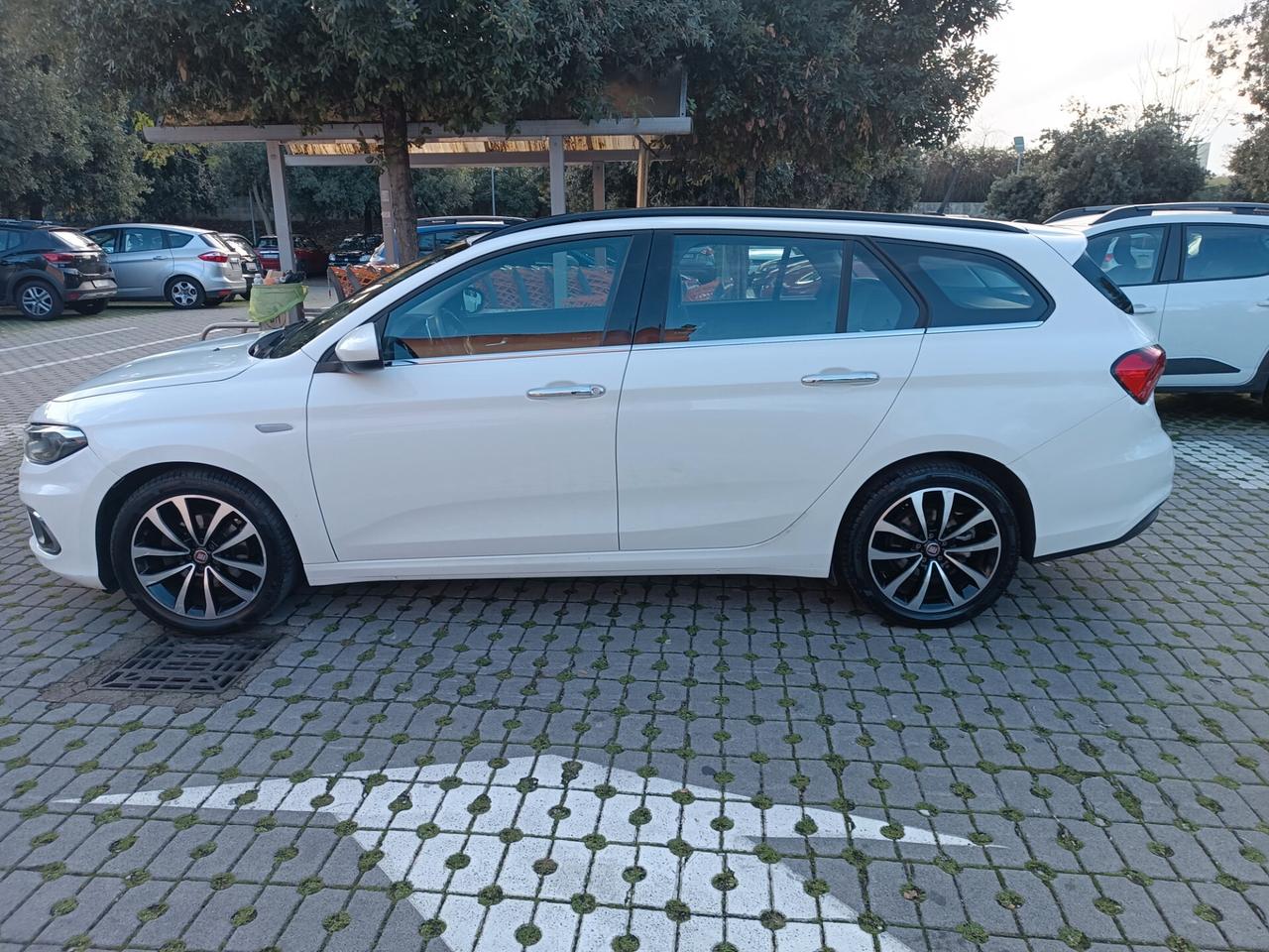 Fiat Tipo 1.4 95 CV GPL SW Lounge