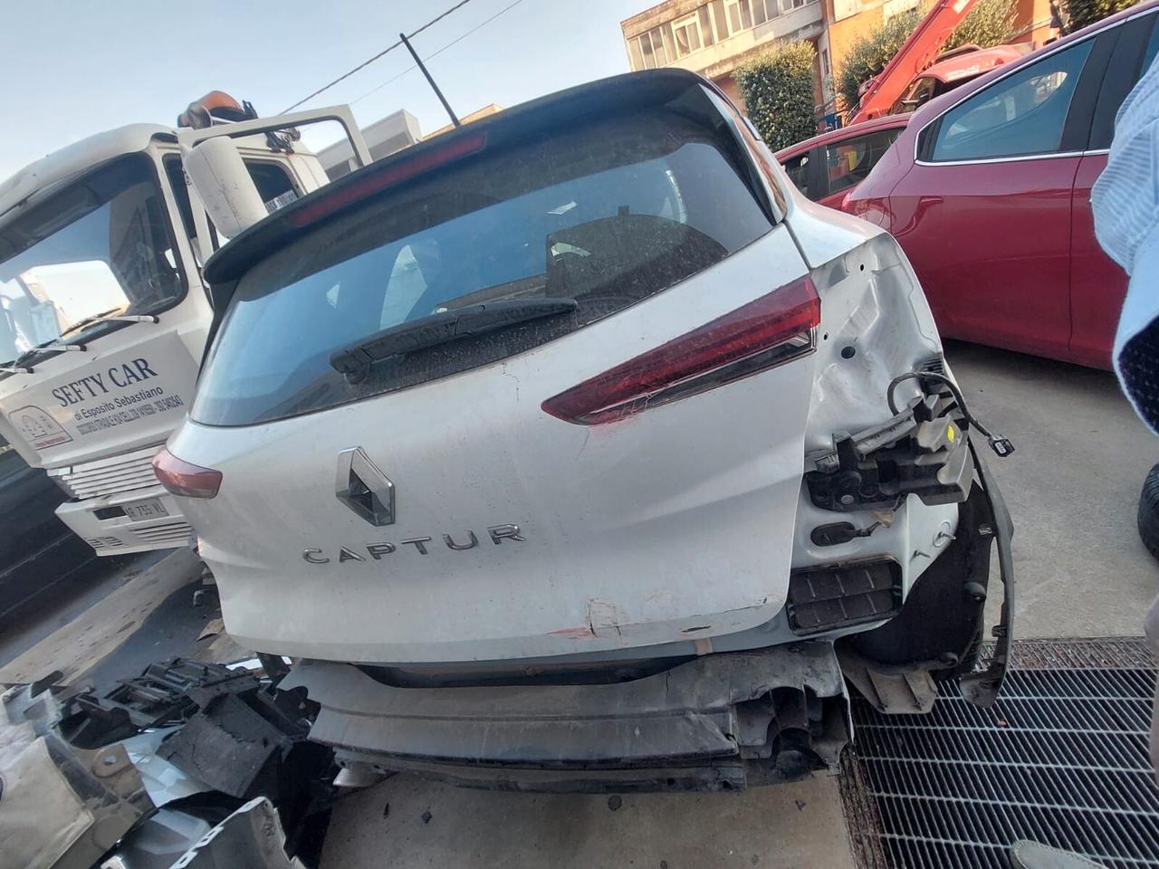 Renault Captur TCe 100 CV GPL Intens