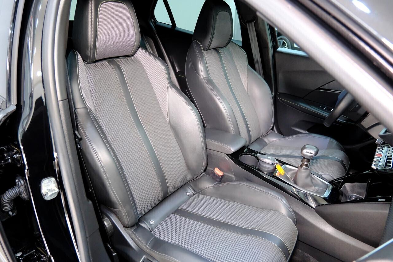 Peugeot 2008 1.2T 130cv GT LED + COCKPIT 3D