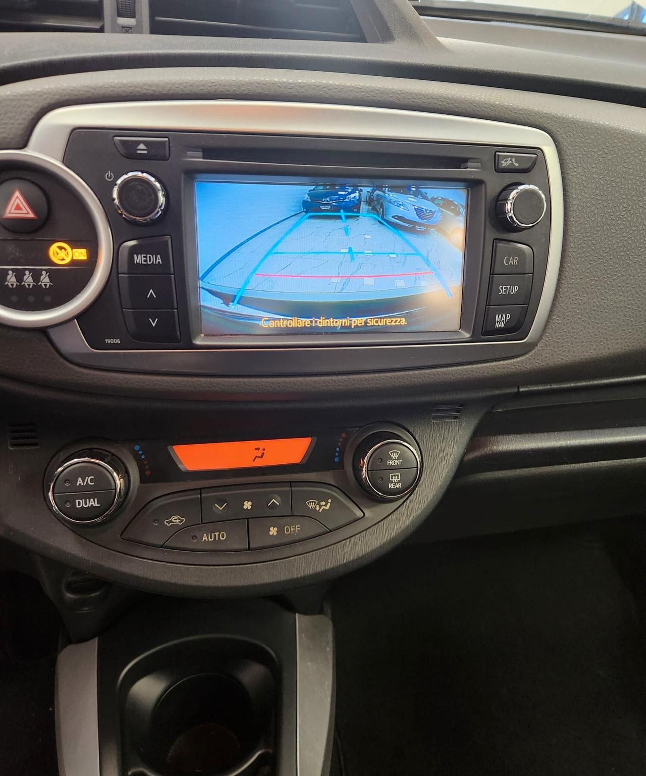 Toyota Yaris 1.4 D-4D 5 porte Lounge