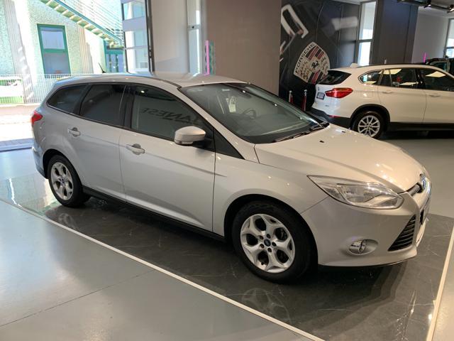 FORD Focus 1.6 120 CV GPL SW Titanium