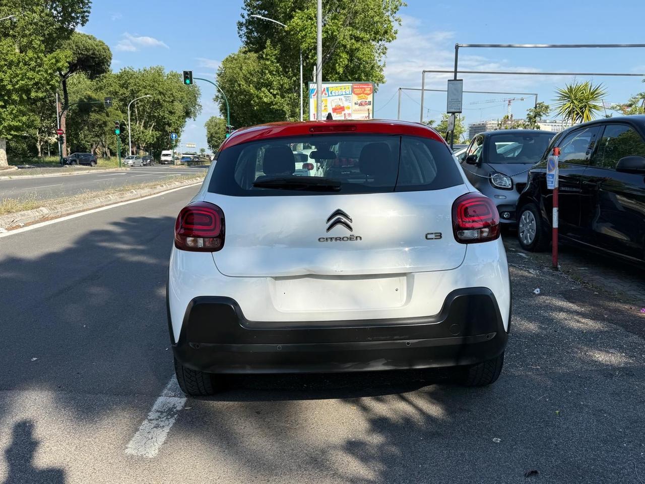 Citroen C3 83cv Benzina 5 porte Shine Navi bicolor pdc