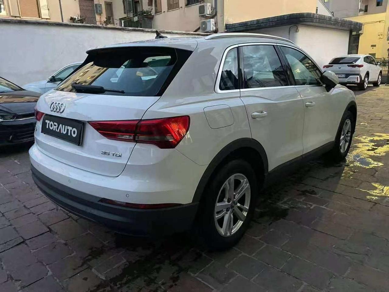 Audi Q3 35 TDI S tronic Business Advanced