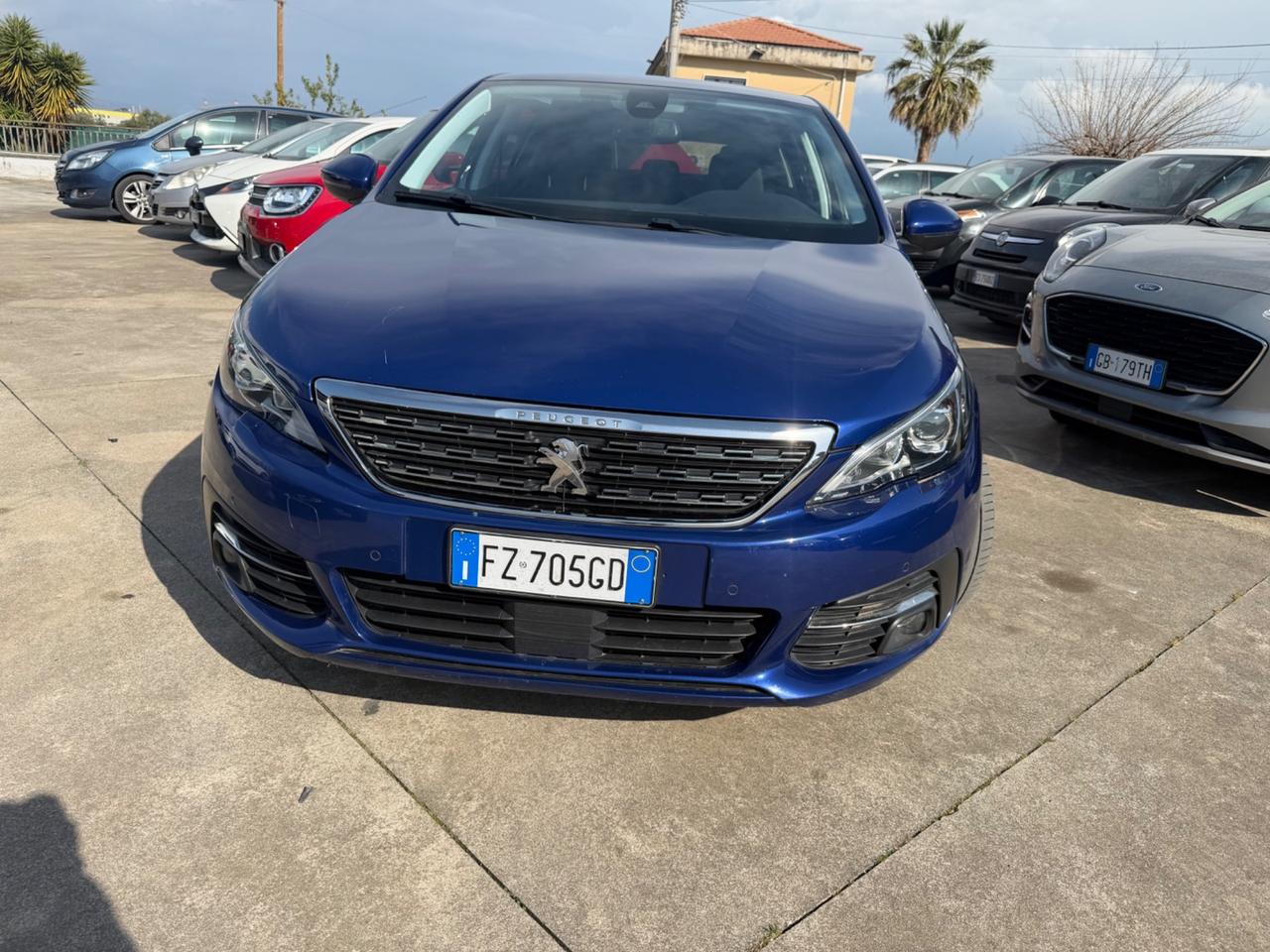 Peugeot 308 BlueHDi 120 S&S EAT6 Allure