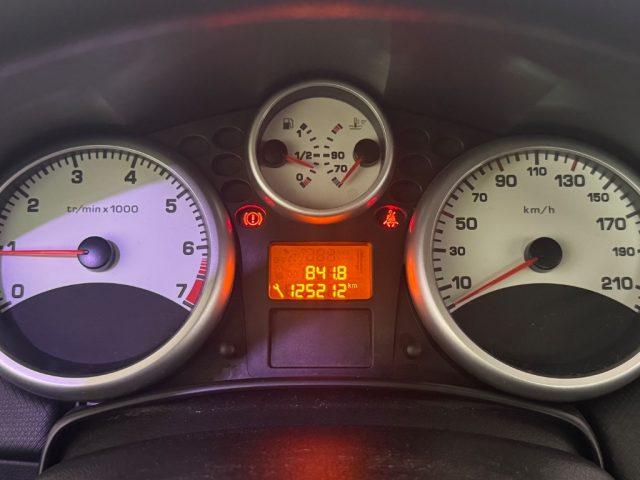 PEUGEOT 207 1.4 8V 75CV 3p. Special Edition