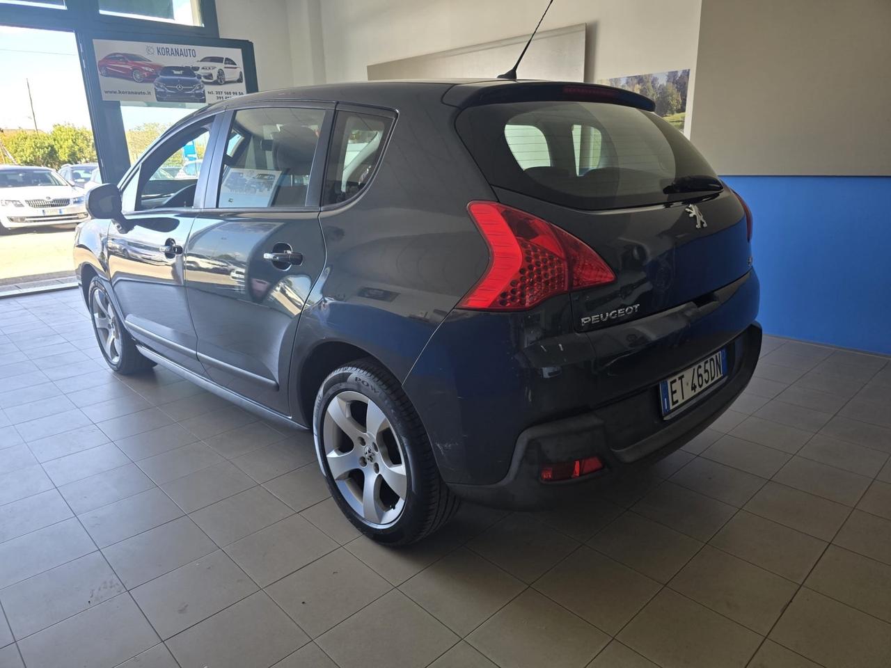 Peugeot 3008 1.6 HDi 115CV Business
