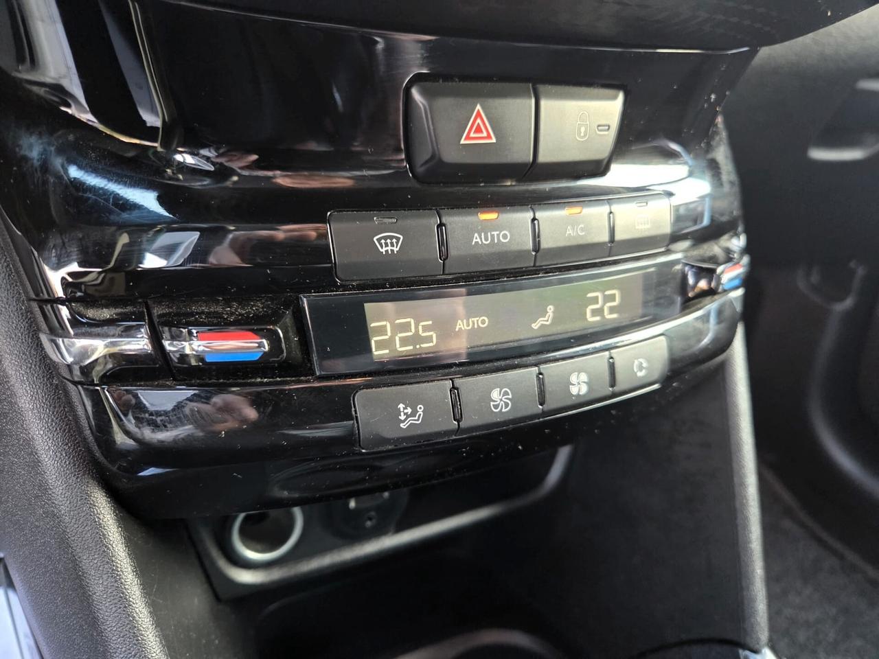 Peugeot 2008 BlueHDi 120 S&S Allure