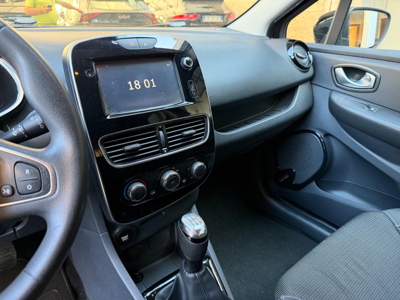 Renault Clio 2017 Solo 50000 km