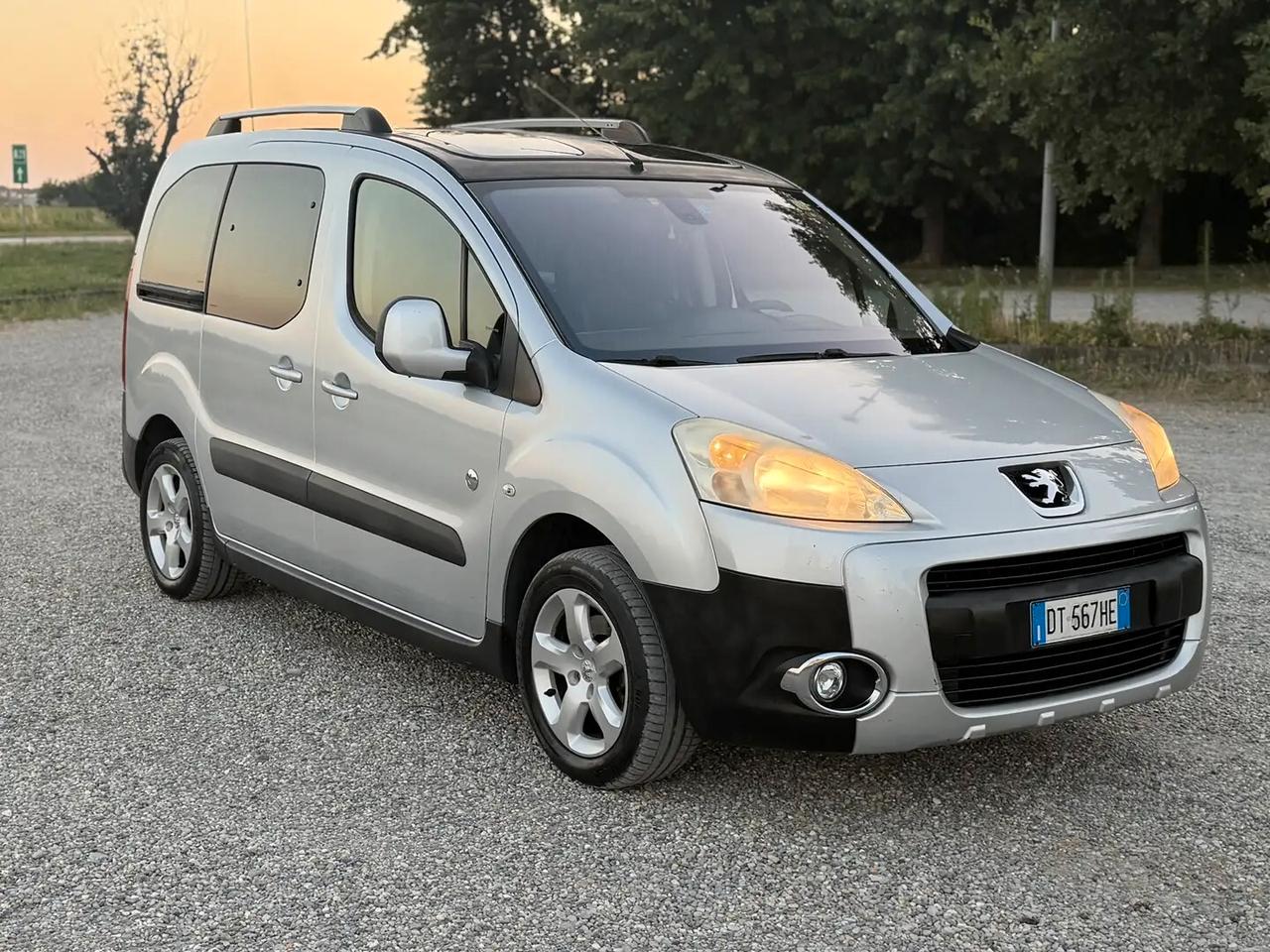 Peugeot Partner Tepee 1.6 HDi 110CV Outdoor