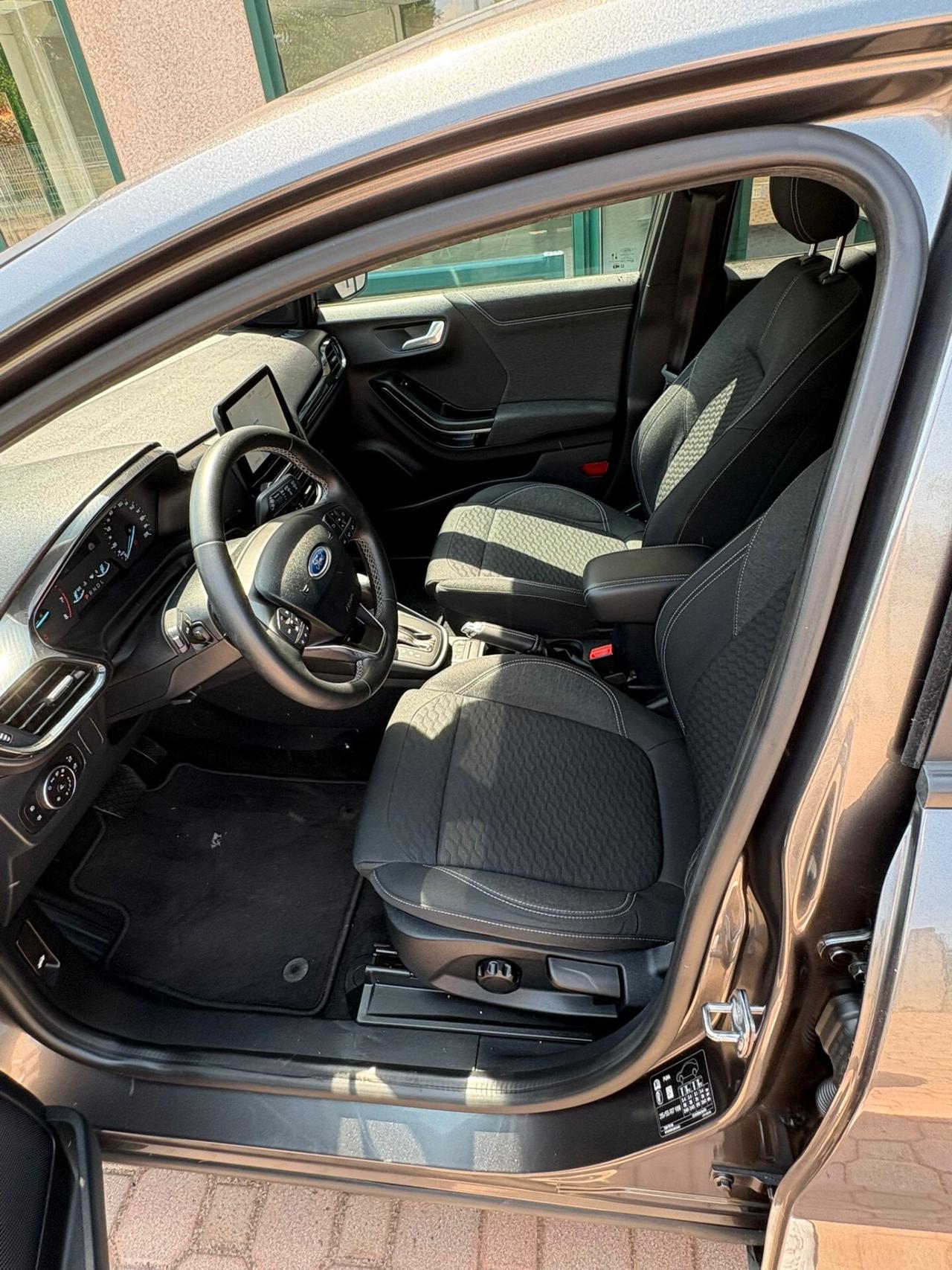 Ford Puma 1.0 EcoBoost Hybrid 125 CV S&S aut. Titanium