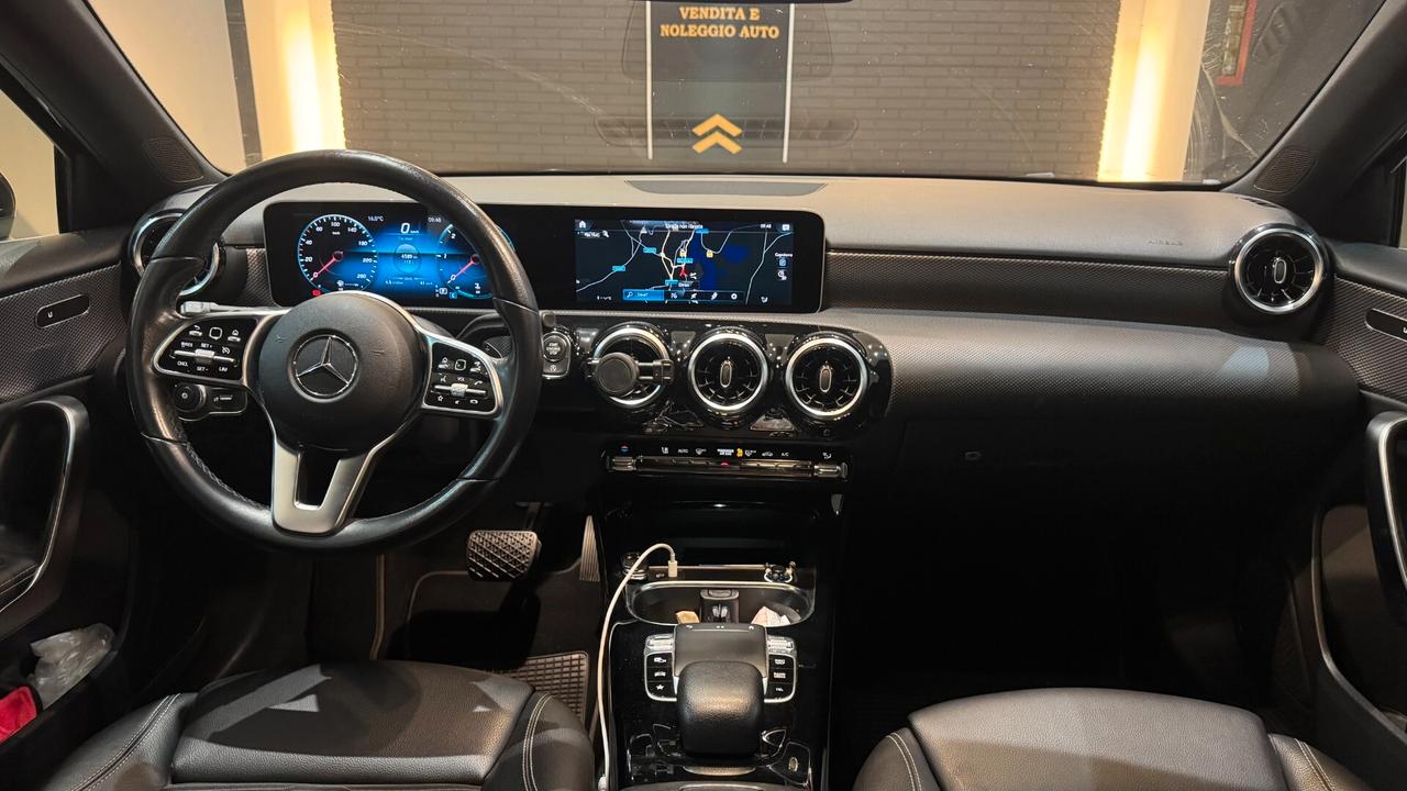 MERCEDES CLASSE A 180 D 116CV - 2019