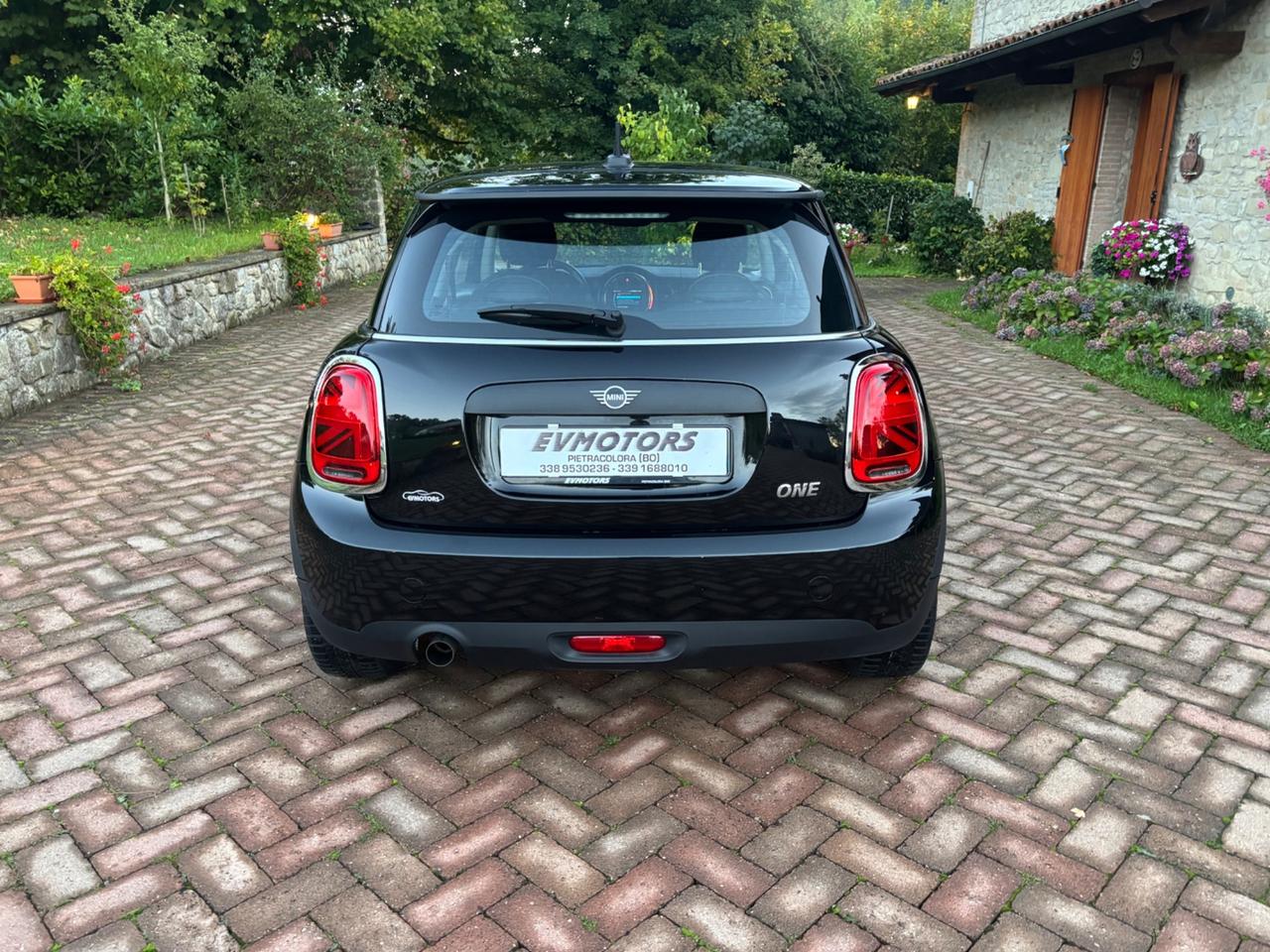 Mini 1.5 One 102 CV cambio AUTOMATICO