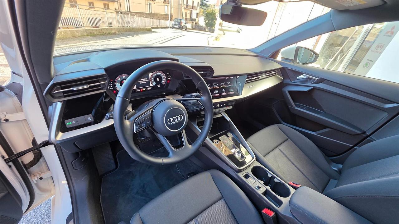 Audi A3 SPB 35 TDI S tronic line Edition