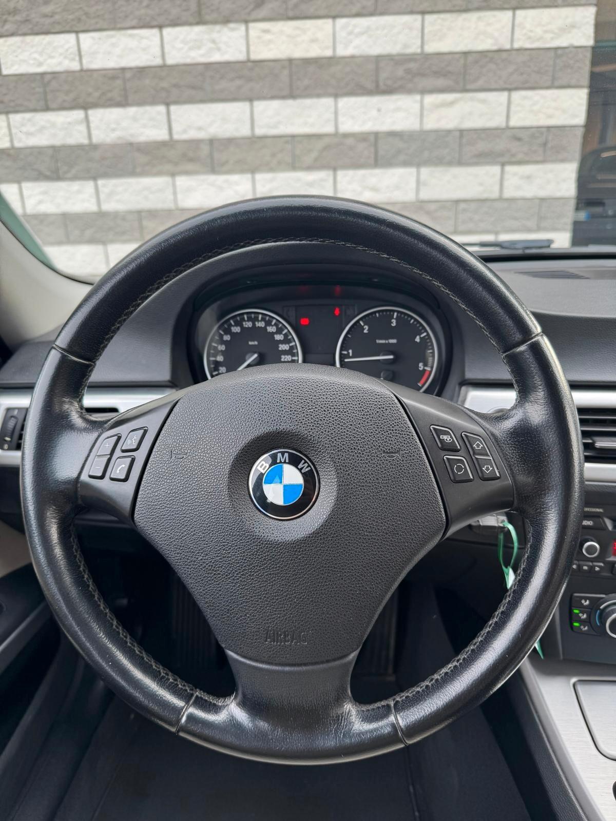 Bmw 318 318d 2.0 143CV cat Touring MSport