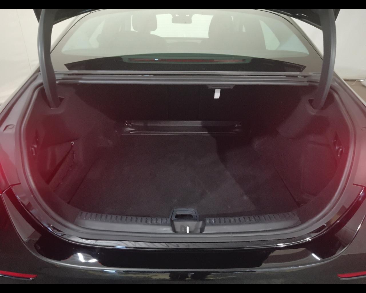 Mercedes-Benz Classe E- W214 Berlina - E 200 d Advanced auto