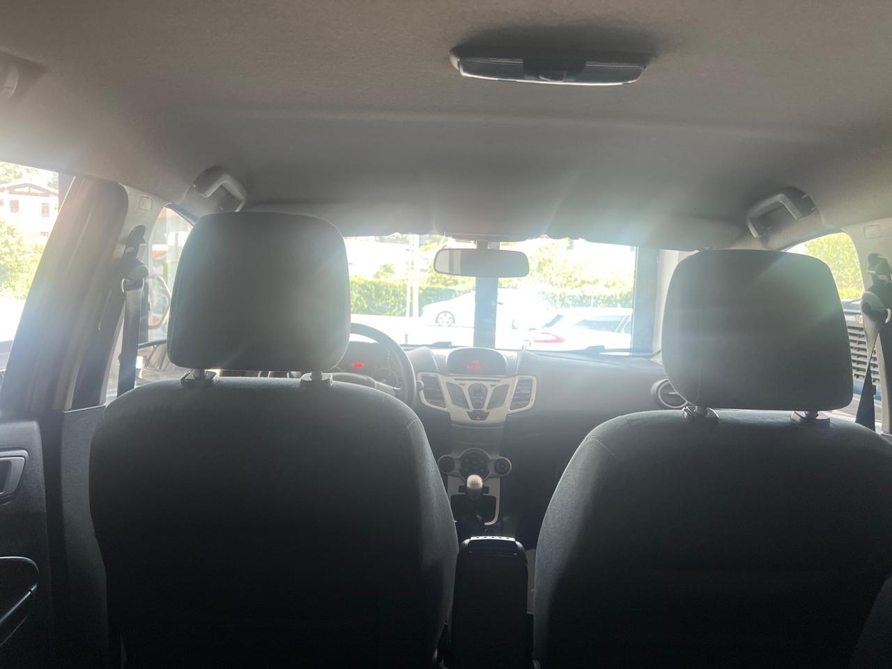 Ford Fiesta Ikon 1.4 5 porte Bz.- GPL