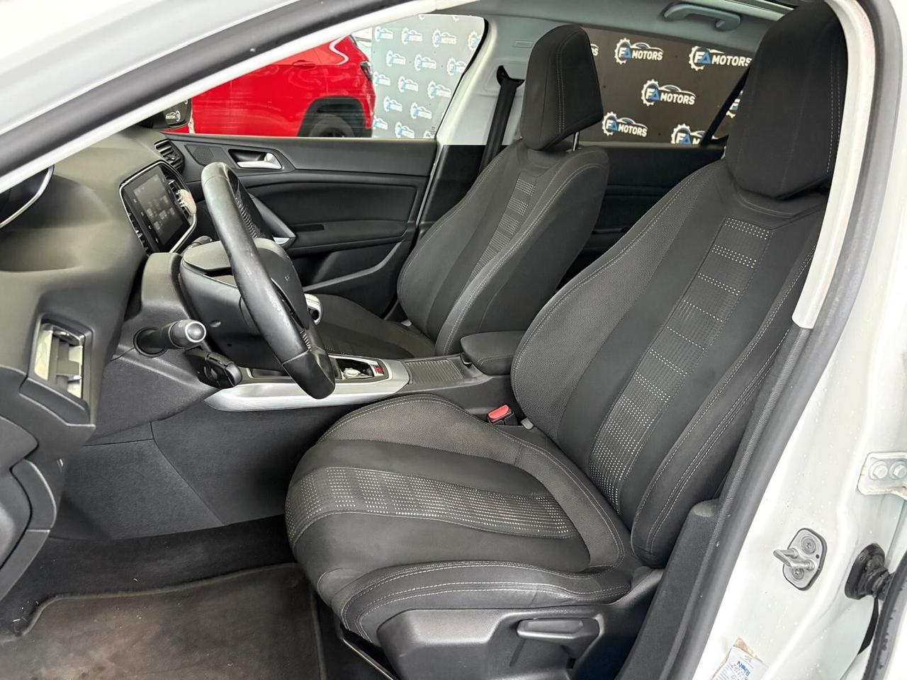 Peugeot 308 1.6 BlueHDi 120cv Allure