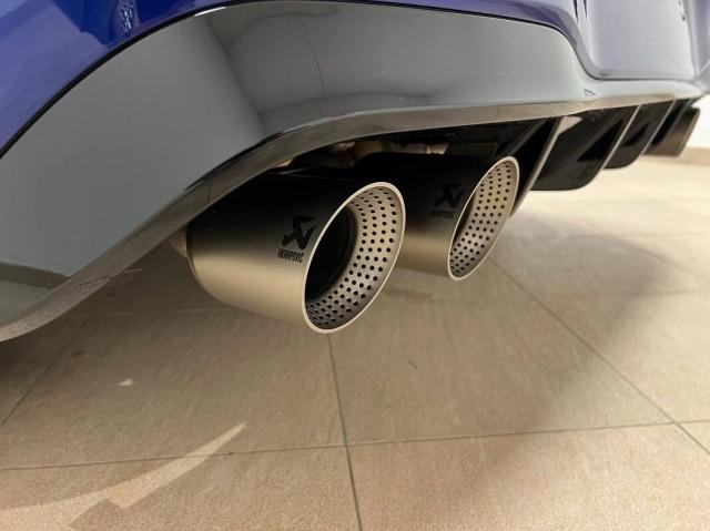 Volkswagen Golf R 2.0TSI 320cv - R Performance - Akrapovic-Matrix