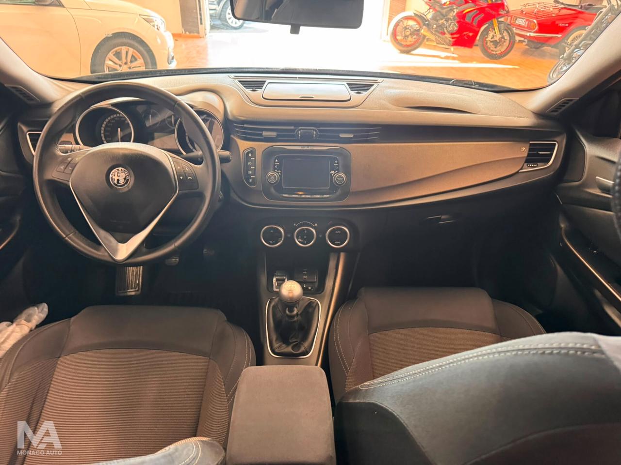 Alfa Romeo Giulietta 1.6 JTD 105 CV 2015