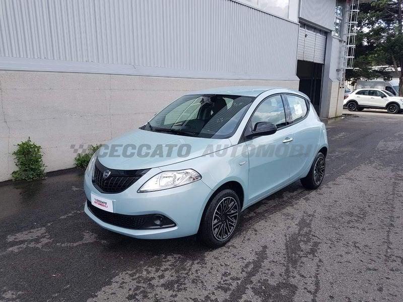 Lancia Ypsilon 1.0 firefly hybrid Oro s&s 70cv