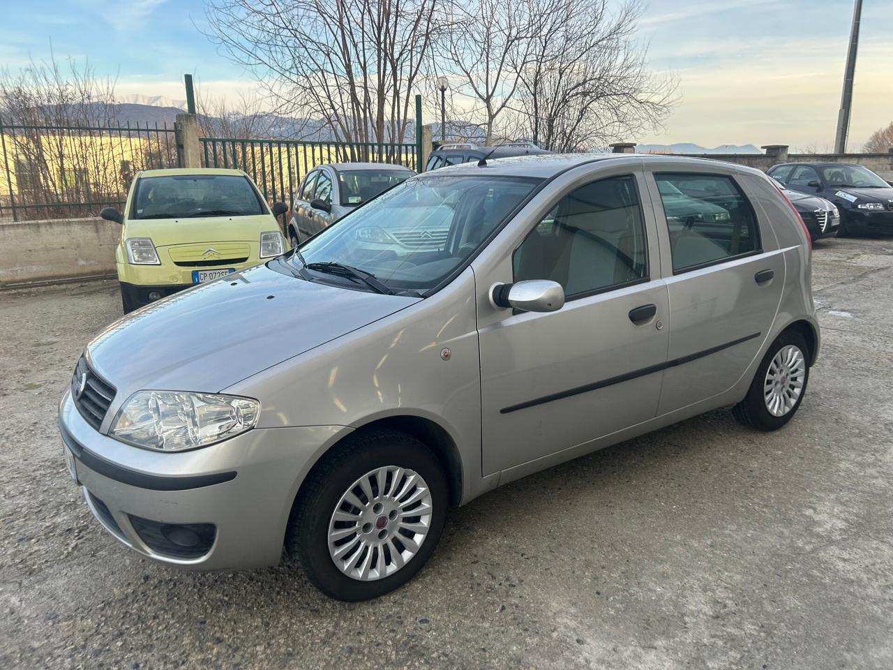 Fiat Punto 1.2i cat 5 porte ELX