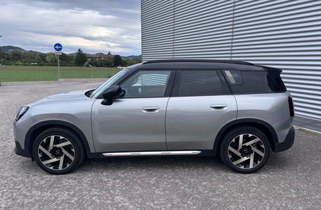 MINI Countryman D Favoured Countryman MY25 M pack TETTO PANORAMICO