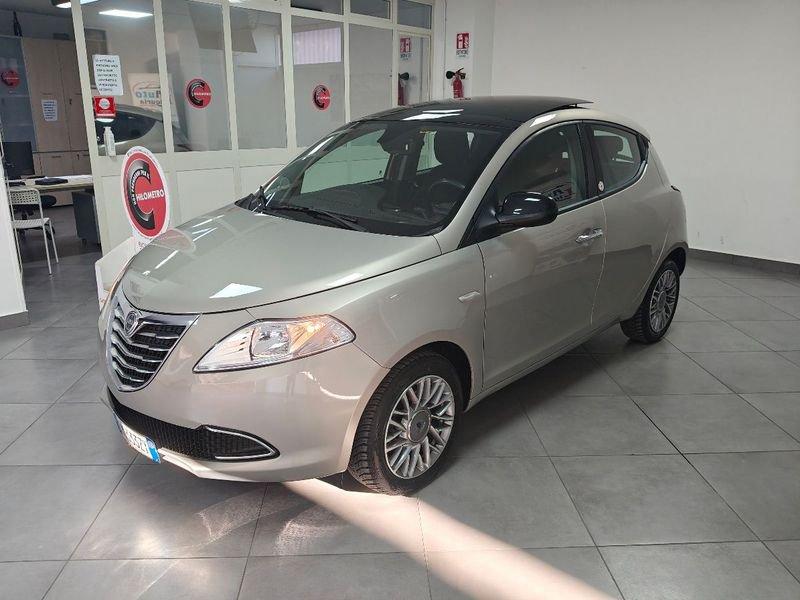 Lancia Ypsilon Ypsilon 1.2 69 CV 5 porte GPL TETTO APRIBILE
