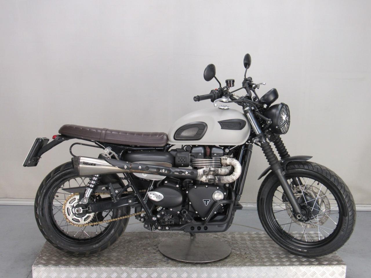 Triumph Street Scrambler ABS VANCE & HINES