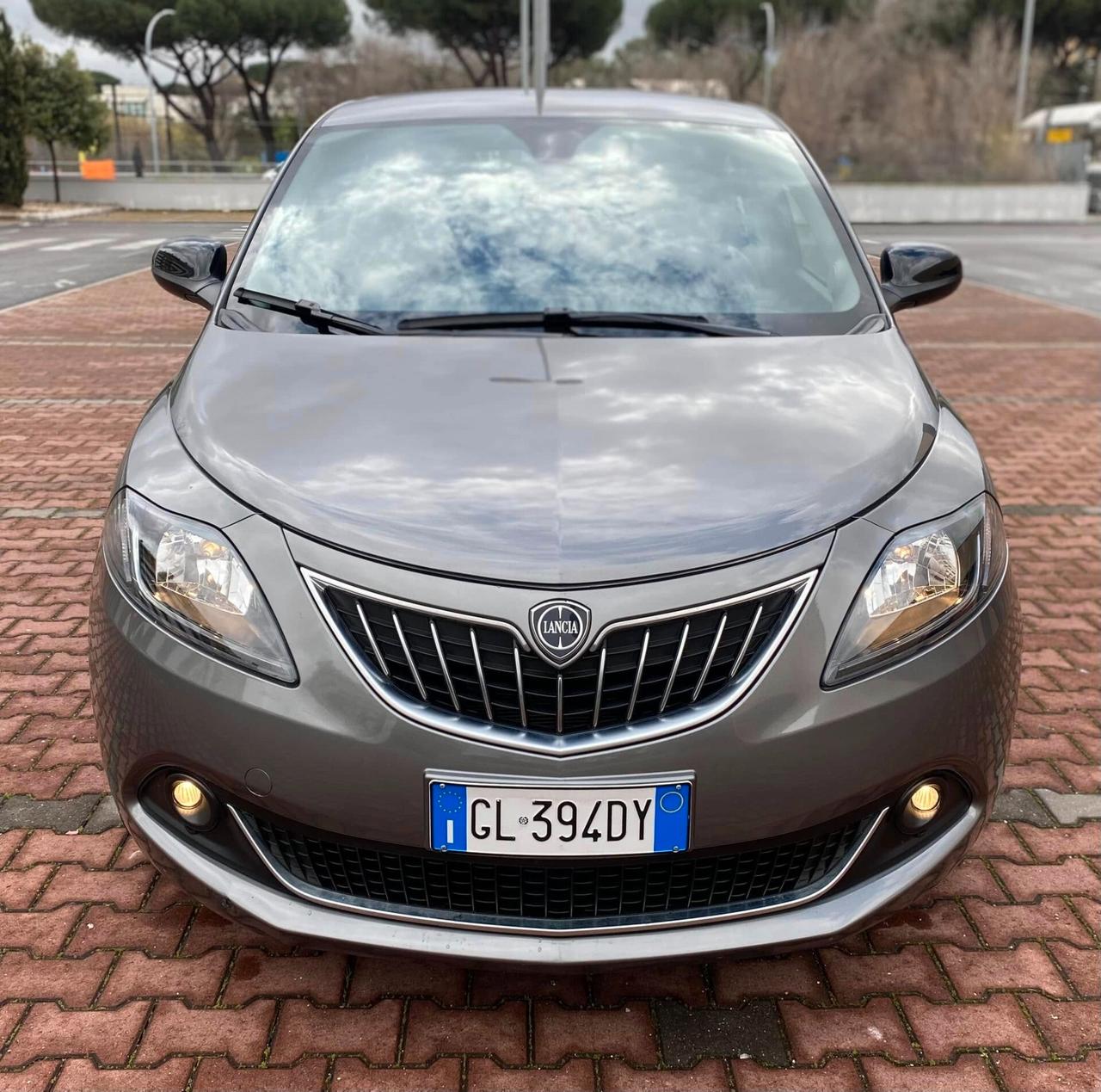 LANCIA YPSILON HYBRID GOLD ANCHE SENZA FINANZIAMENTO